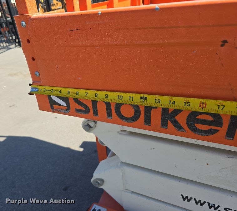 image for item DW3780 2017 Snorkel S4726E scissor lift