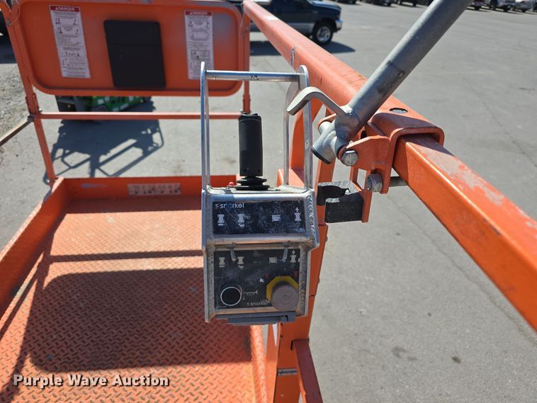 image for item DW3780 2017 Snorkel S4726E scissor lift