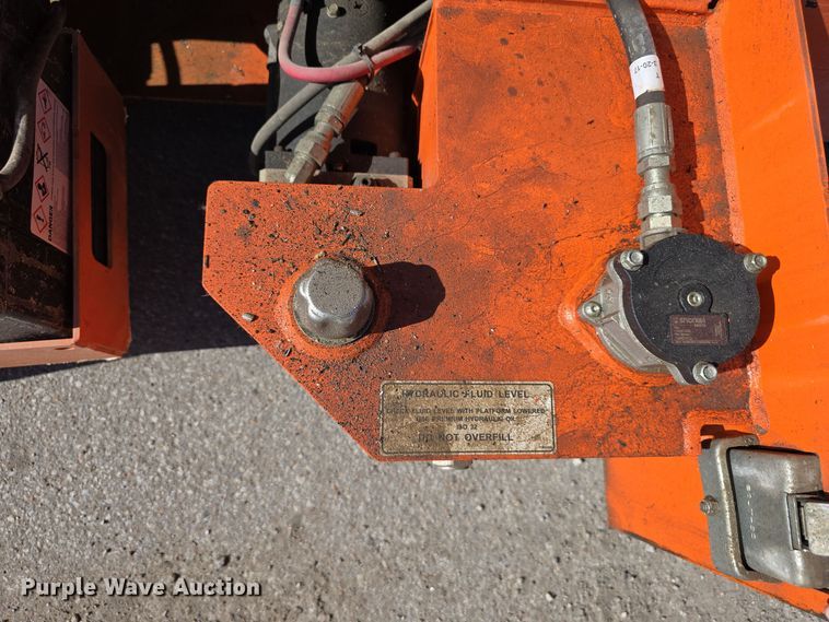 image for item DW3780 2017 Snorkel S4726E scissor lift