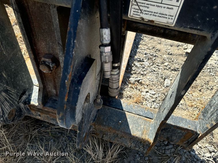 image for item DX1324 JCB 332/E5284 forklift forks