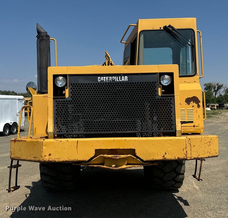 image for item DX3518 1988 Caterpillar  615C elevating scraper