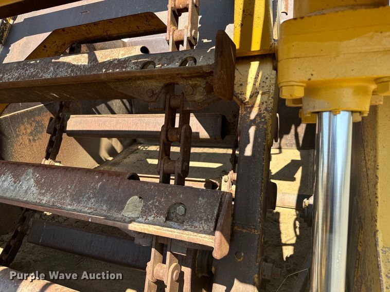 image for item DX3518 1988 Caterpillar  615C elevating scraper