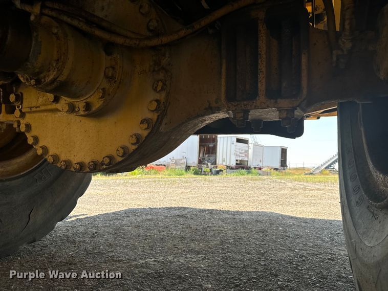 image for item DX3518 1988 Caterpillar  615C elevating scraper