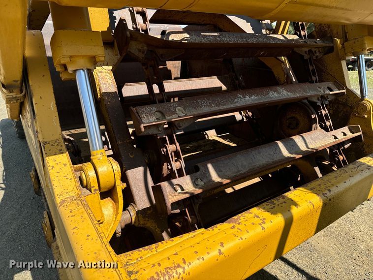 image for item DX3518 1988 Caterpillar  615C elevating scraper