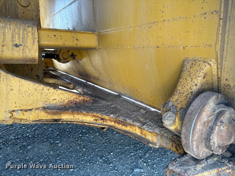 image for item DX3518 1988 Caterpillar  615C elevating scraper