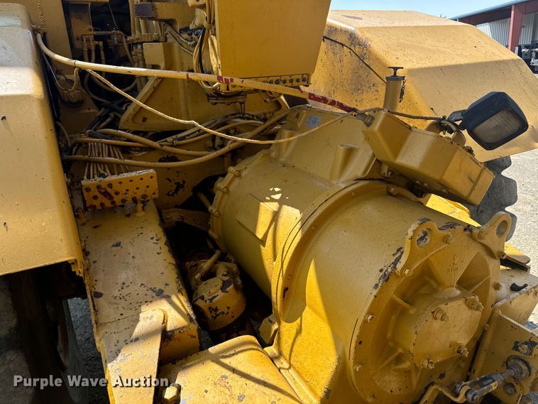 image for item DX3518 1988 Caterpillar  615C elevating scraper