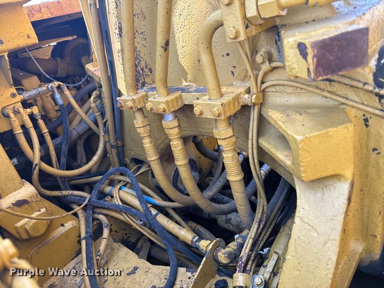 image for item DX3518 1988 Caterpillar  615C elevating scraper