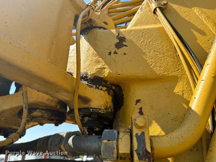 image for item DX3518 1988 Caterpillar  615C elevating scraper