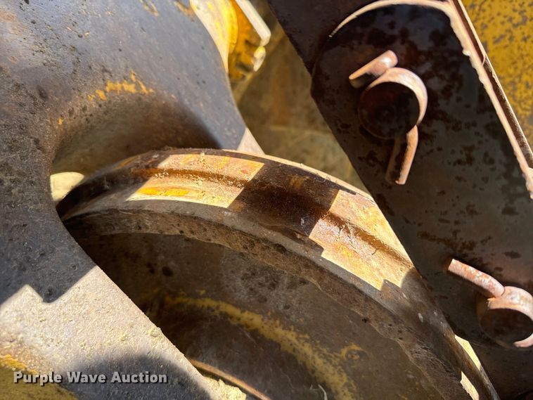 image for item DX3518 1988 Caterpillar  615C elevating scraper