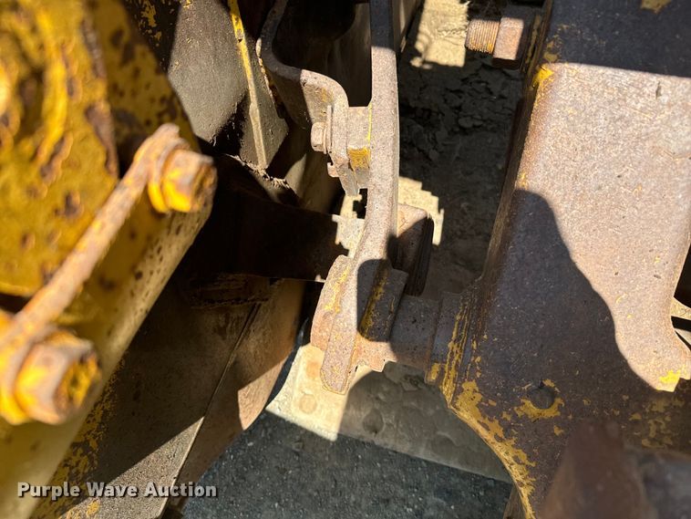 image for item DX3518 1988 Caterpillar  615C elevating scraper