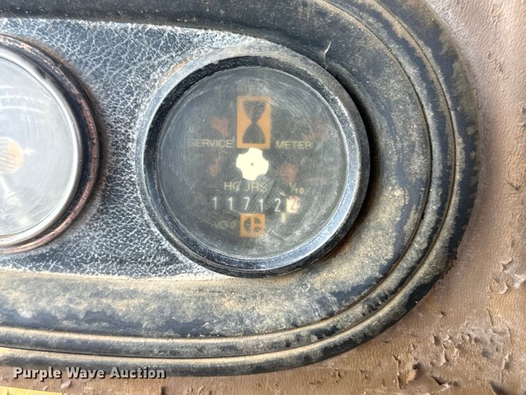 image for item DX3518 1988 Caterpillar  615C elevating scraper