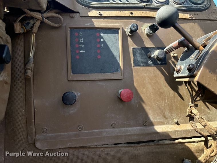 image for item DX3518 1988 Caterpillar  615C elevating scraper