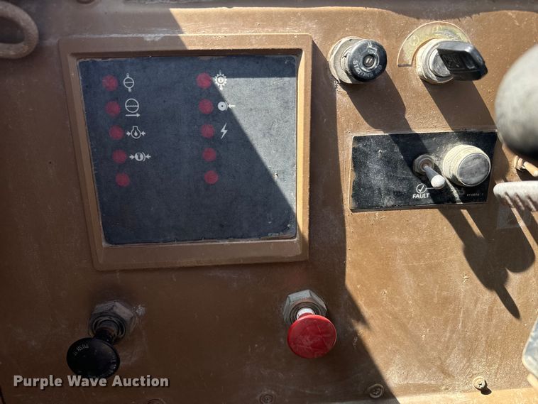 image for item DX3518 1988 Caterpillar  615C elevating scraper