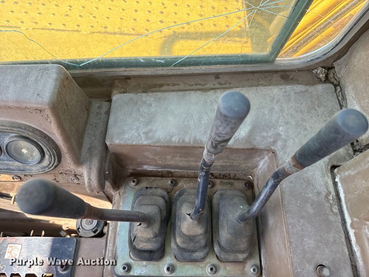 image for item DX3518 1988 Caterpillar  615C elevating scraper