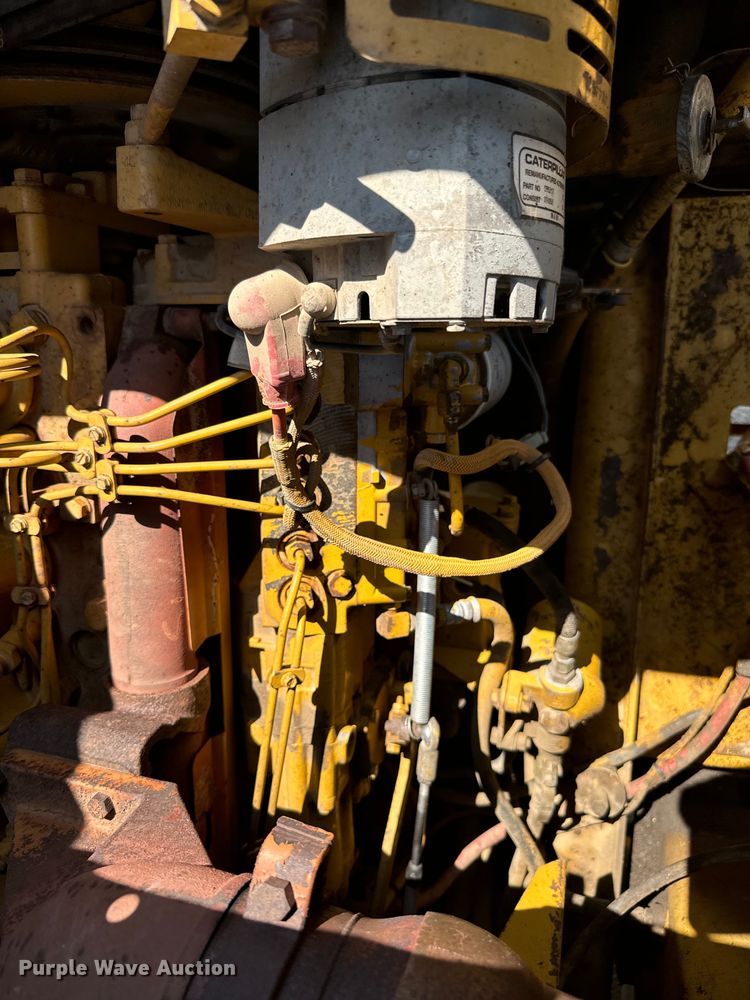 image for item DX3518 1988 Caterpillar  615C elevating scraper