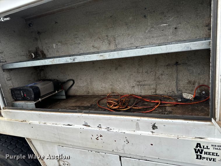 image for item DX3555 2008 Ford F750 Super Duty fuel / lube truck