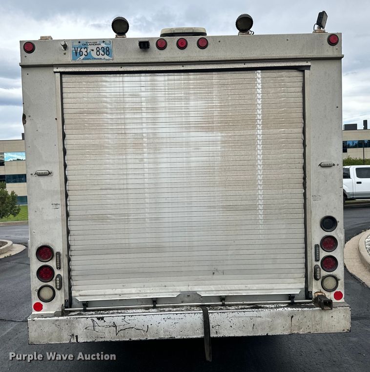 image for item DX3555 2008 Ford F750 Super Duty fuel / lube truck