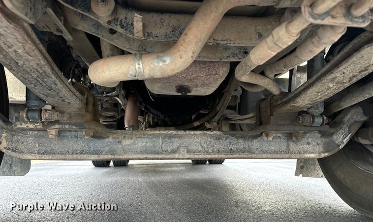 image for item DX3555 2008 Ford F750 Super Duty fuel / lube truck