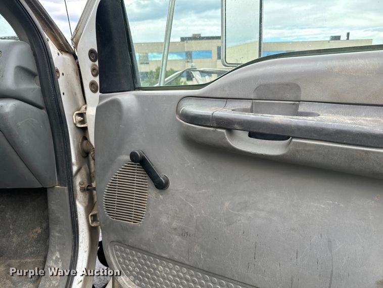 image for item DX3555 2008 Ford F750 Super Duty fuel / lube truck