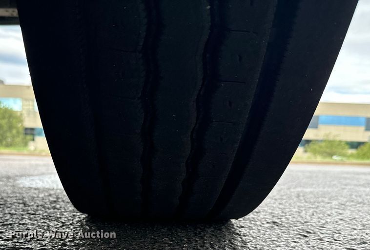 image for item DX3555 2008 Ford F750 Super Duty fuel / lube truck