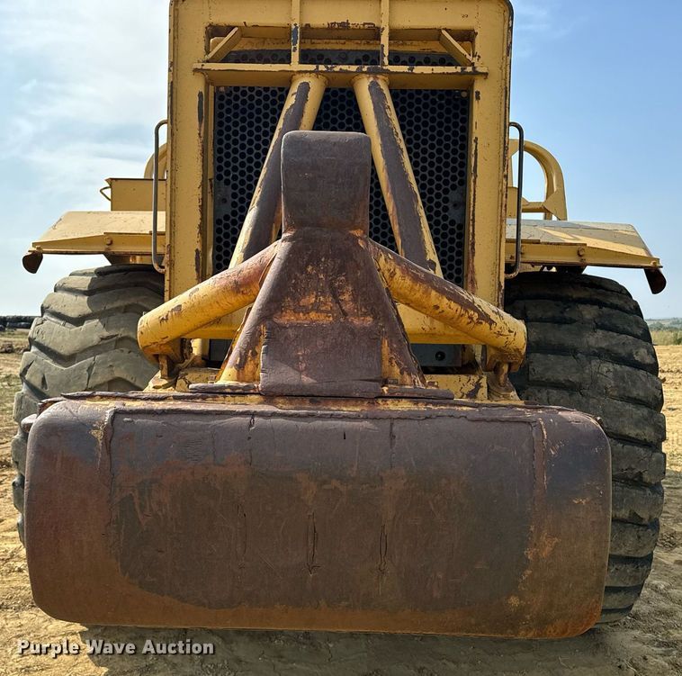image for item EE7640 1981 Caterpillar 627B conventional scraper