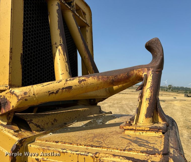 image for item EE7640 1981 Caterpillar 627B conventional scraper