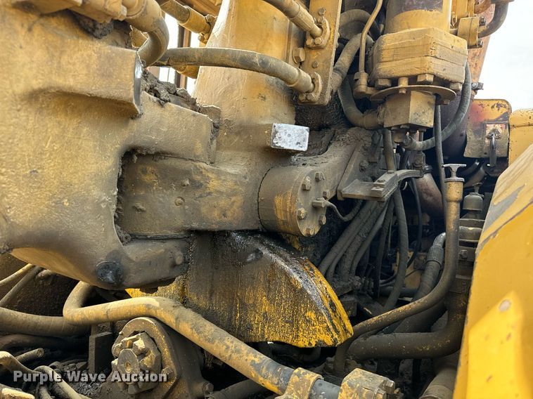image for item EE7640 1981 Caterpillar 627B conventional scraper