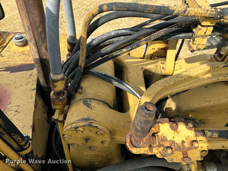 image for item EE7640 1981 Caterpillar 627B conventional scraper