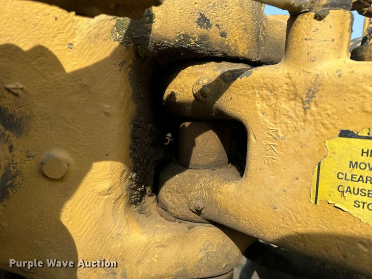 image for item EE7640 1981 Caterpillar 627B conventional scraper