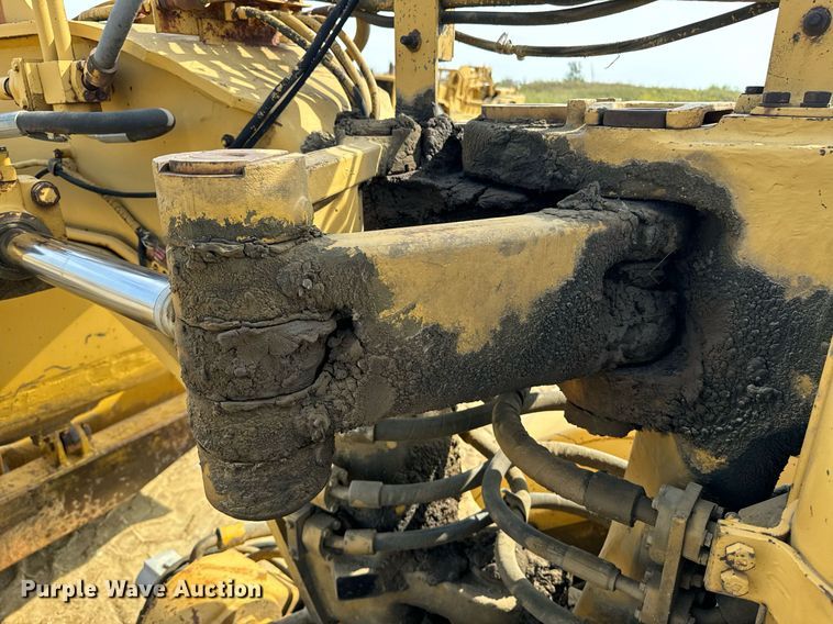 image for item EE7640 1981 Caterpillar 627B conventional scraper