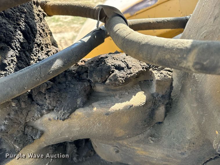 image for item EE7640 1981 Caterpillar 627B conventional scraper