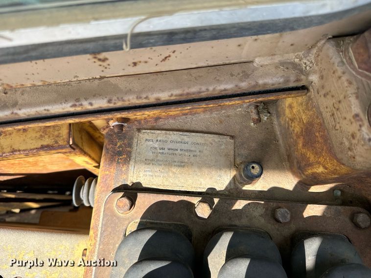 image for item EE7640 1981 Caterpillar 627B conventional scraper