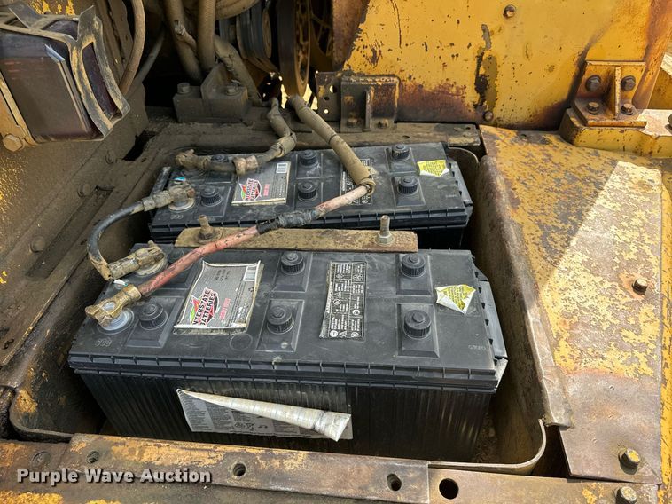 image for item EE7640 1981 Caterpillar 627B conventional scraper