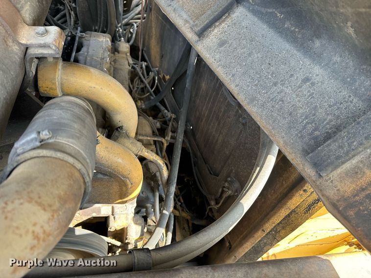 image for item EE7640 1981 Caterpillar 627B conventional scraper