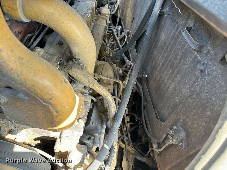 image for item EE7640 1981 Caterpillar 627B conventional scraper