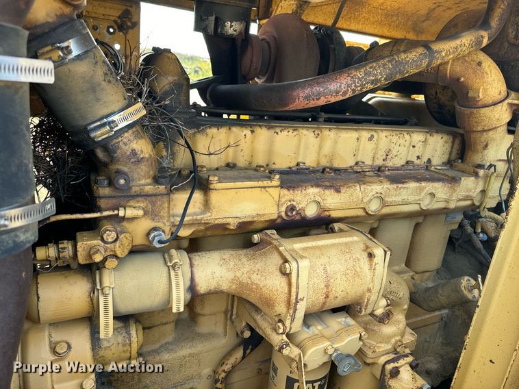 image for item EE7640 1981 Caterpillar 627B conventional scraper