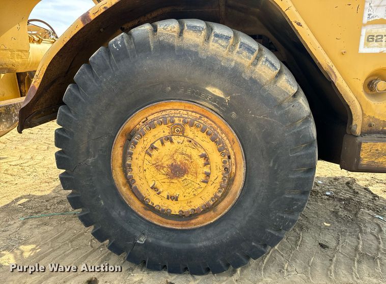 image for item EE7640 1981 Caterpillar 627B conventional scraper