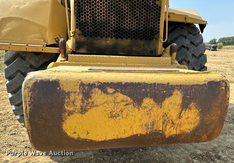 image for item EE7641 1978 Caterpillar 627B conventional scraper