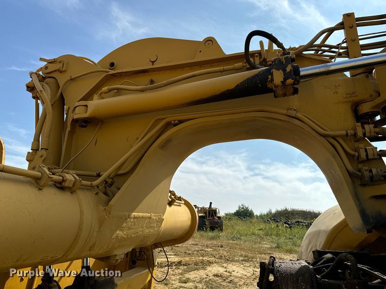 image for item EE7641 1978 Caterpillar 627B conventional scraper