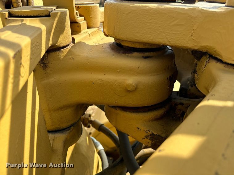 image for item EE7641 1978 Caterpillar 627B conventional scraper