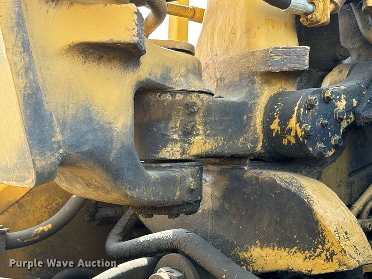 image for item EE7641 1978 Caterpillar 627B conventional scraper