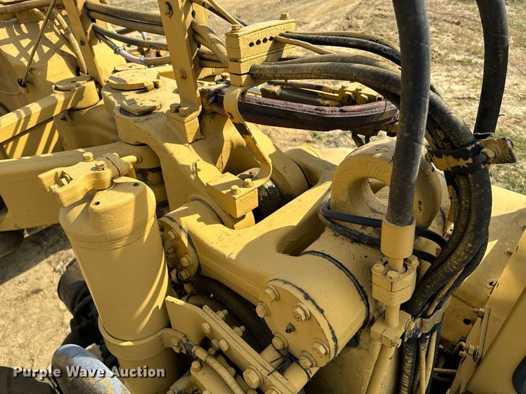 image for item EE7641 1978 Caterpillar 627B conventional scraper