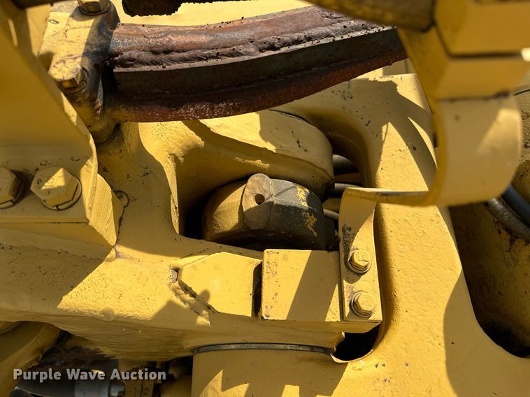 image for item EE7641 1978 Caterpillar 627B conventional scraper