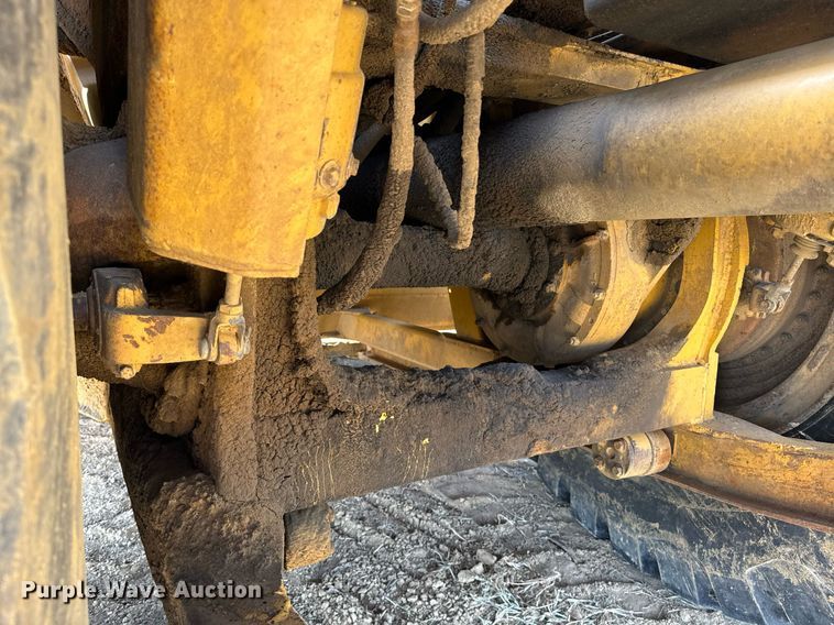 image for item EE7641 1978 Caterpillar 627B conventional scraper