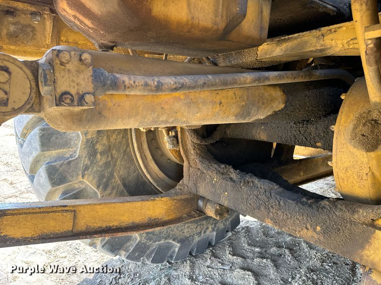 image for item EE7641 1978 Caterpillar 627B conventional scraper