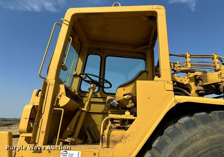 image for item EE7641 1978 Caterpillar 627B conventional scraper