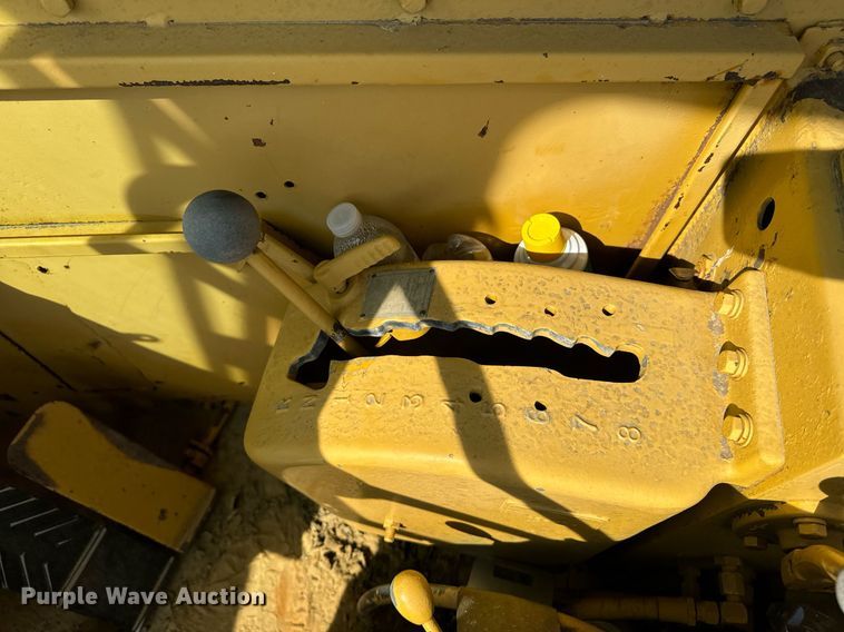 image for item EE7641 1978 Caterpillar 627B conventional scraper