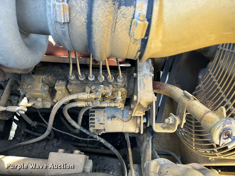 image for item EE7641 1978 Caterpillar 627B conventional scraper