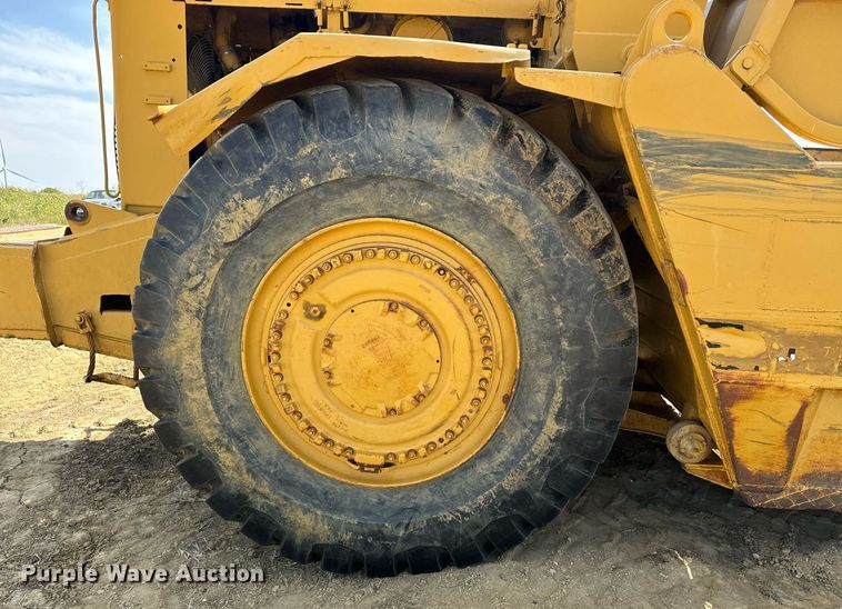 image for item EE7641 1978 Caterpillar 627B conventional scraper