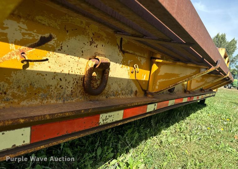 image for item EE7651 1966 Load King FB16D drop deck equipment trailer